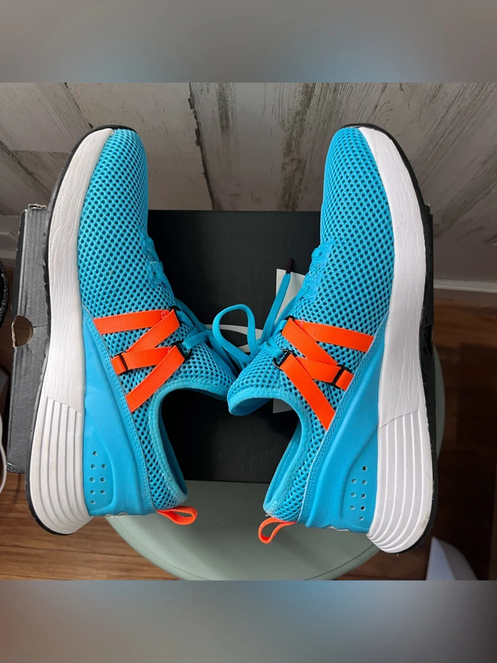 Under Armour Breathe Trainer X NM Shoe - Women's size 9